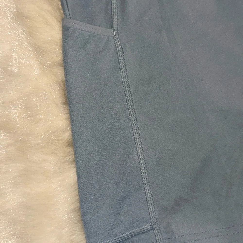 Gymshark Women's Slate Blue Bike Shorts - Picture 4 of 7